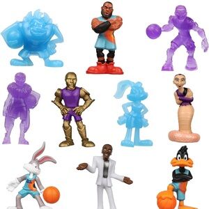Space Jam: A New Legacy  2" Collectible 10 Pack Mini Figures W Basketball Bases